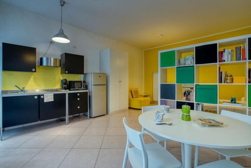 Italianflat - Navigli Studio, Garden View ミラノ エクステリア 写真